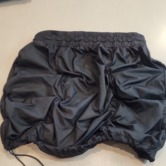 Black Ruched Skirt - Picture 3 of 3